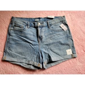 NWT Old Navy Mid Rise Jean Shorts Size (14)